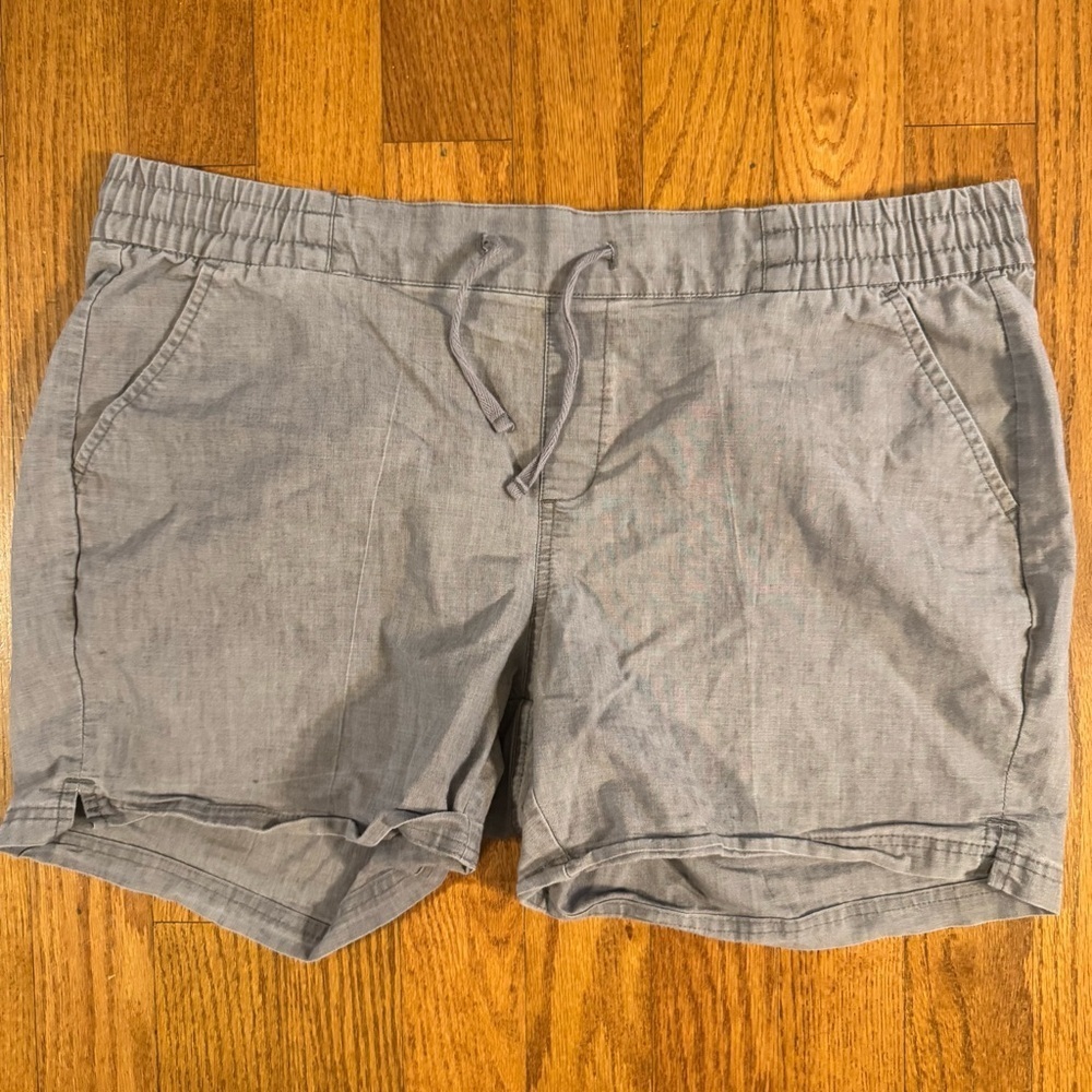 Magellan Outdoors Gray Cargo Shorts Elastic Waist Women’s Size 1X